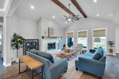 Tiny photo for 820 Red Tail Road, Waxahachie, TX 75167 (MLS # 21070293)