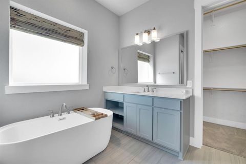 Tiny photo for 820 Red Tail Road, Waxahachie, TX 75167 (MLS # 21070293)