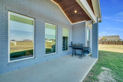 Tiny photo for 820 Red Tail Road, Waxahachie, TX 75167 (MLS # 21070293)