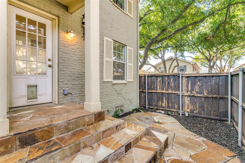 Montebella Condos - Residential