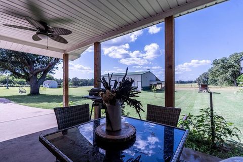 A home in Brownsboro