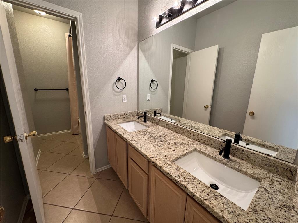 Park Creek Estates Summerfields - Residential Lease