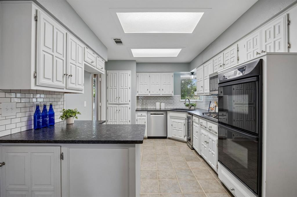 3702 Elmcrest Circle