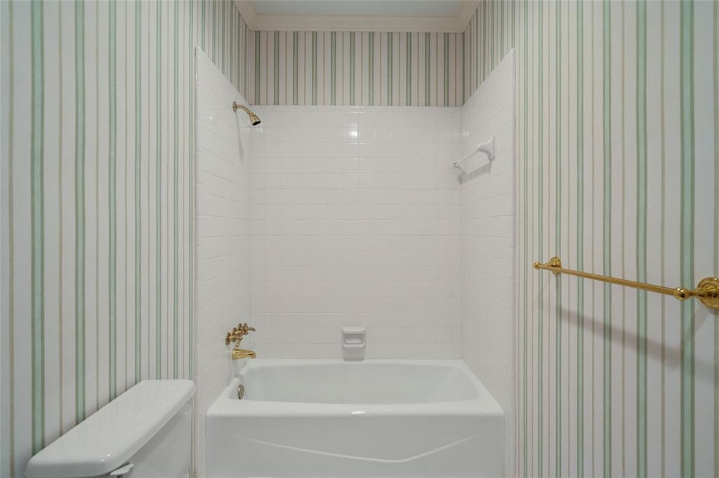 Steeplechase Ph Two-R - Residential