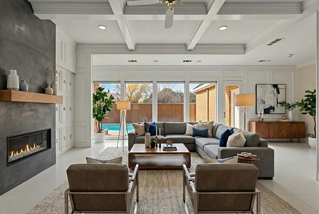 Steeplechase Ph Two-R - Residential