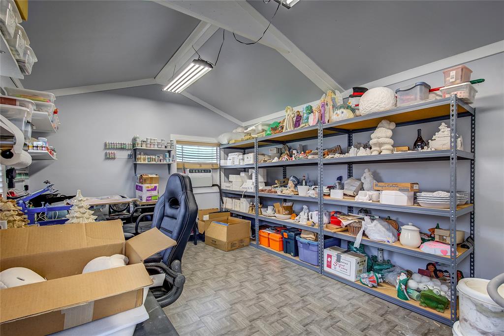 ACRES: 1.030 ABST: 664 SUR: W PARHAM - Residential