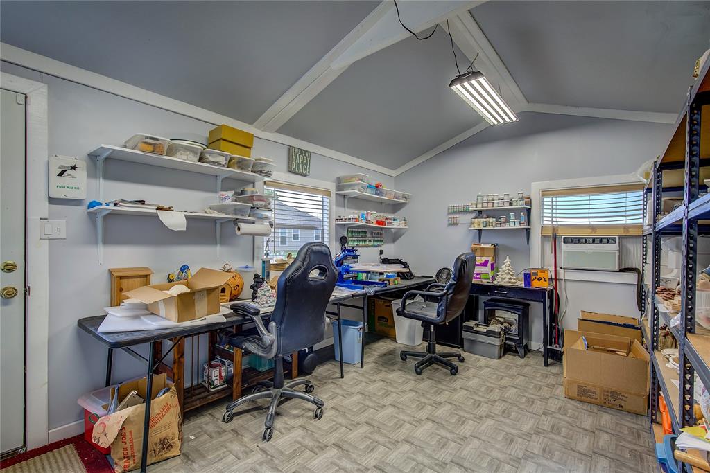 ACRES: 1.030 ABST: 664 SUR: W PARHAM - Residential