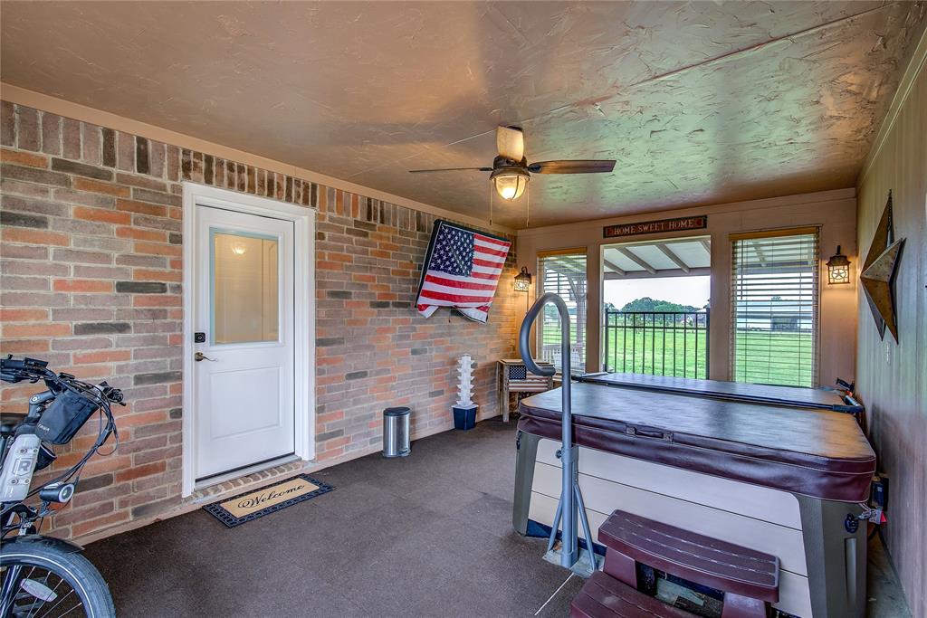 ACRES: 1.030 ABST: 664 SUR: W PARHAM - Residential