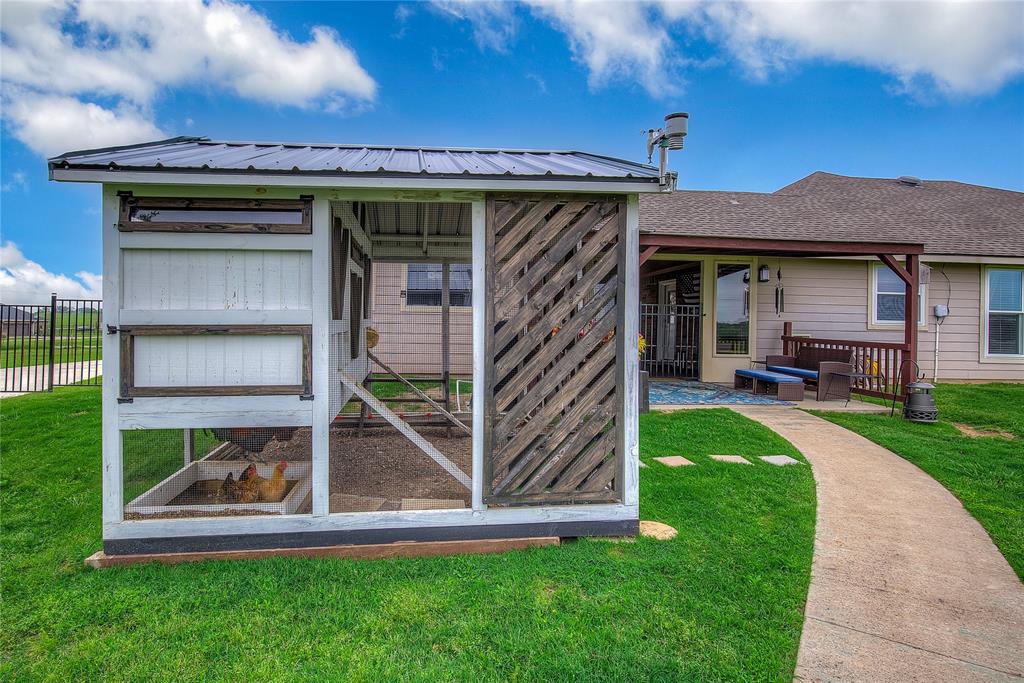 ACRES: 1.030 ABST: 664 SUR: W PARHAM - Residential