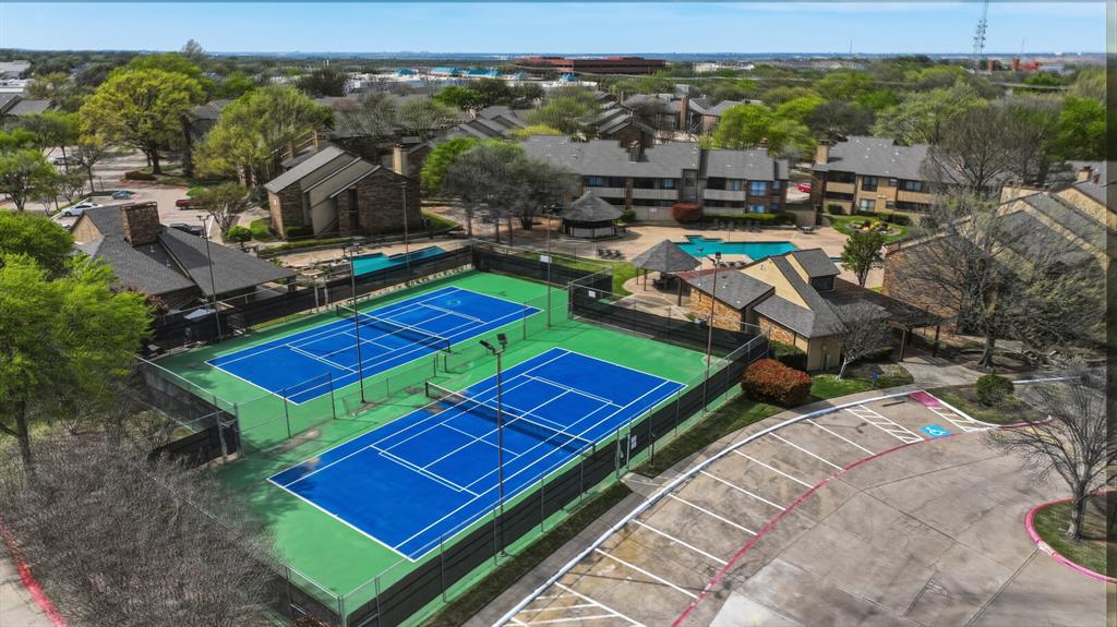 Cloisters Condo The - Residential