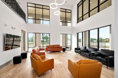 Property photo of 2700 Old Denton Road 3370, Carrollton, TX 75007