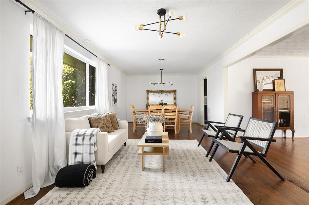 8026 Fall River Drive