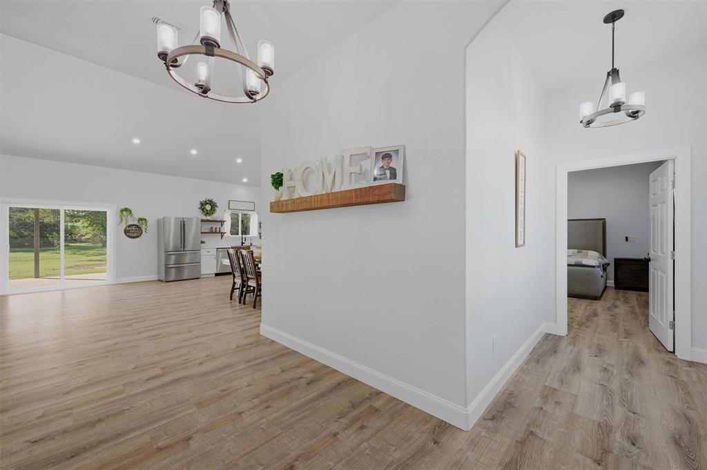 210 County Road 2184