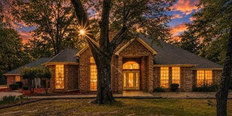Photo of 443 Copperhead Trail, Powderly, TX 75473 (MLS # 21299920)