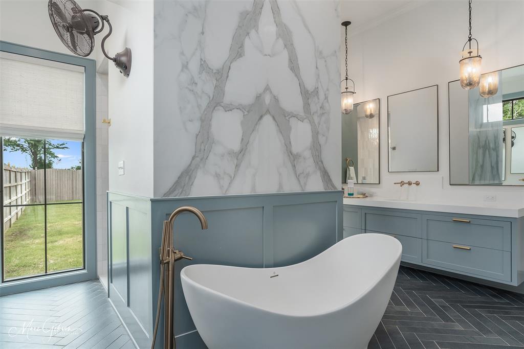 Oak Alley - Residential