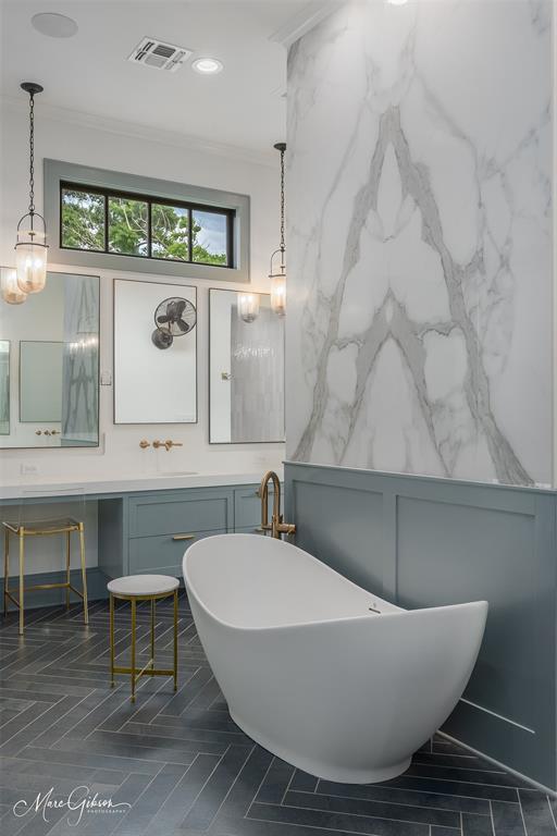 Oak Alley - Residential