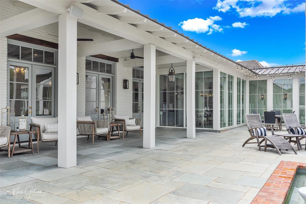 Oak Alley - Residential