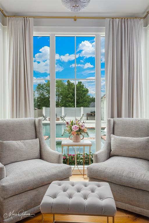 Oak Alley - Residential