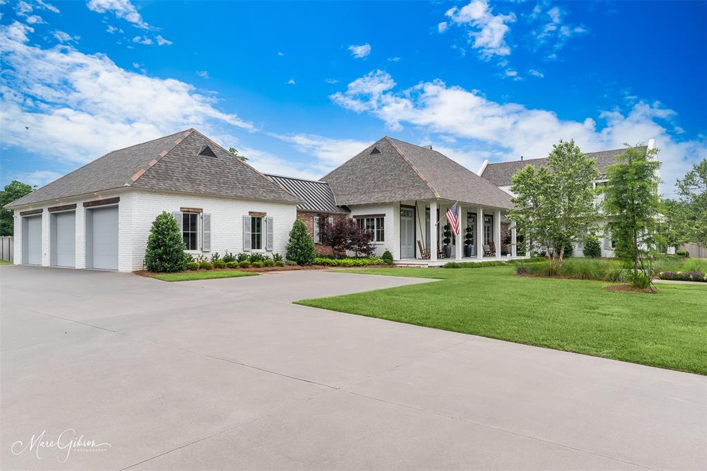 Oak Alley - Residential