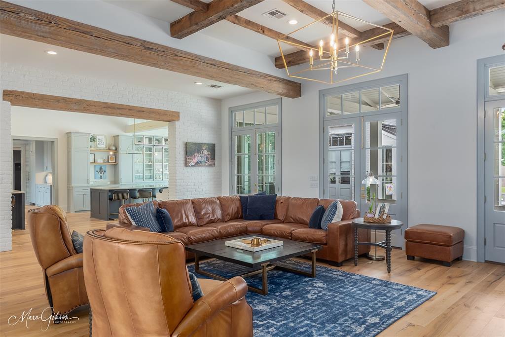 Oak Alley - Residential