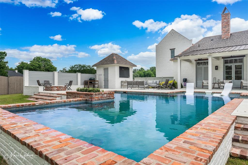 Oak Alley - Residential