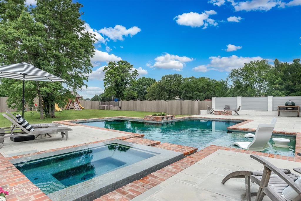 Oak Alley - Residential