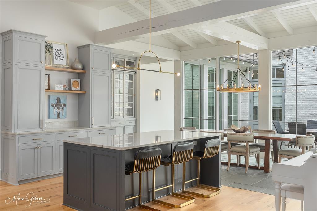 Oak Alley - Residential