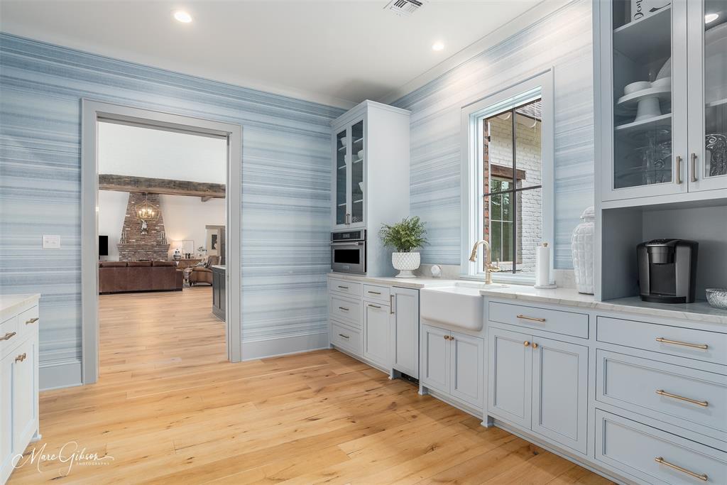 Oak Alley - Residential