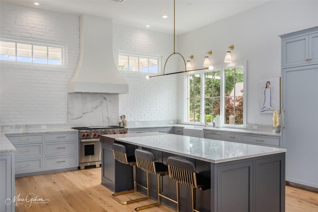 Oak Alley - Residential