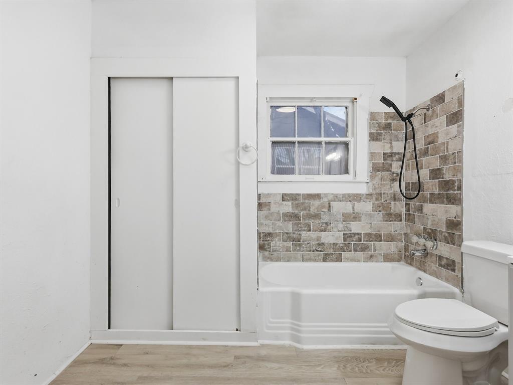 5229 Kilpatrick Avenue