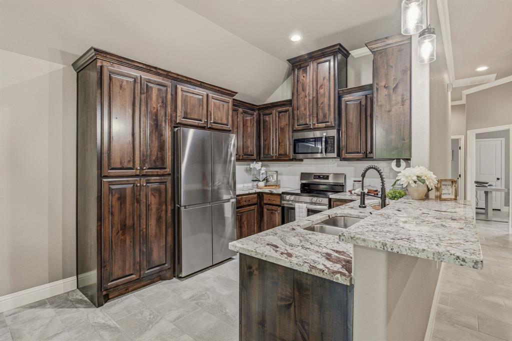 Canyon Creek II - Residential