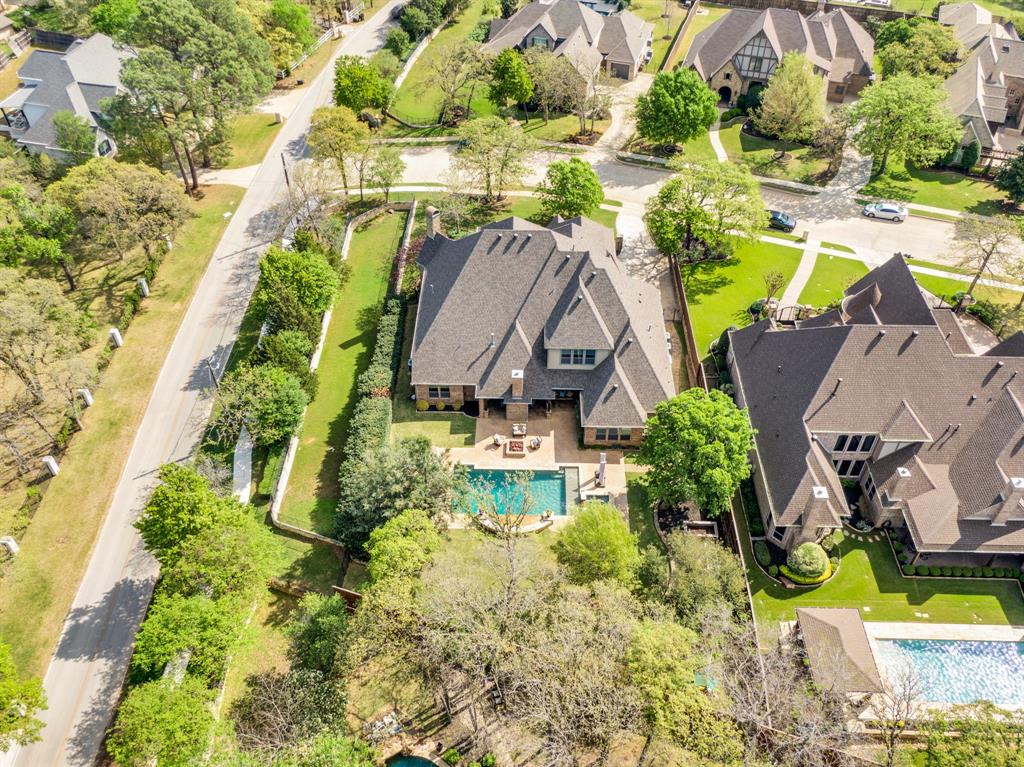 Chanel Court - Residential
