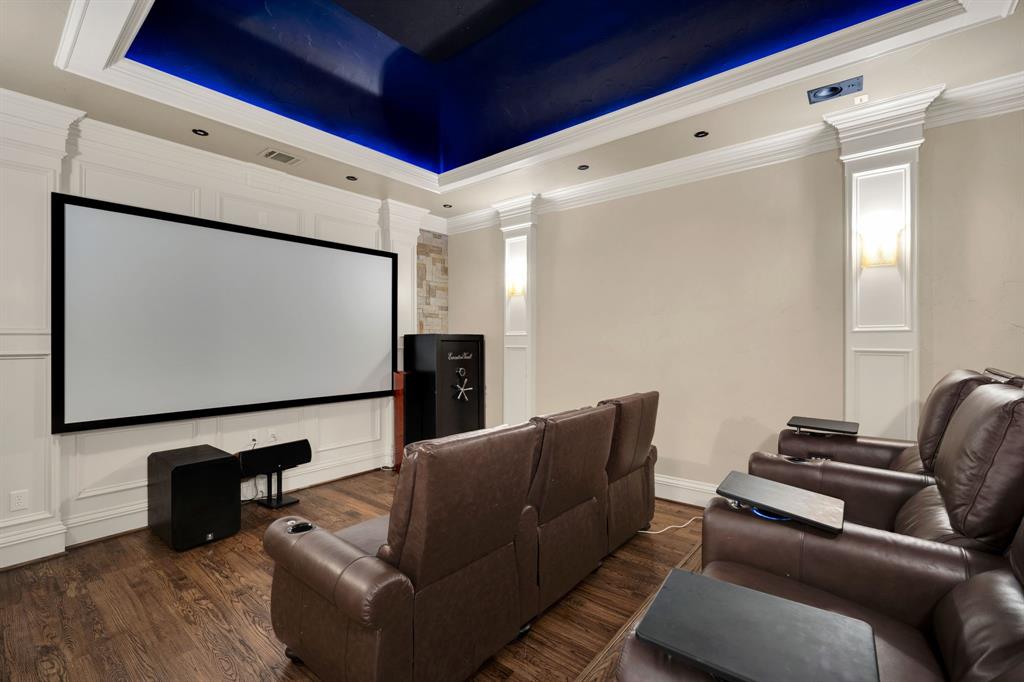 Chanel Court - Residential