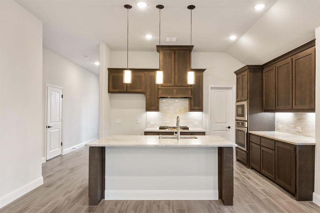 Sonoma Verde - Residential