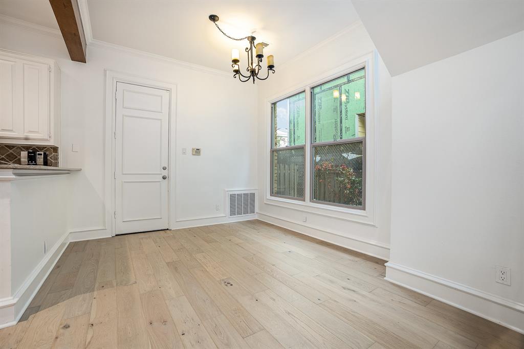3422 Lovers Lane A