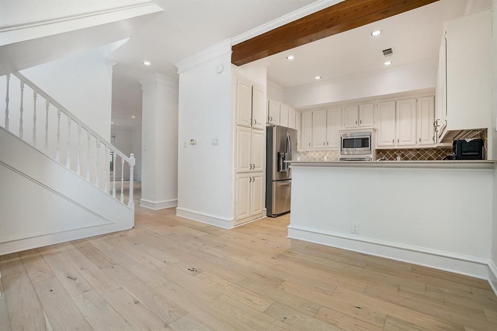3422 Lovers Lane A