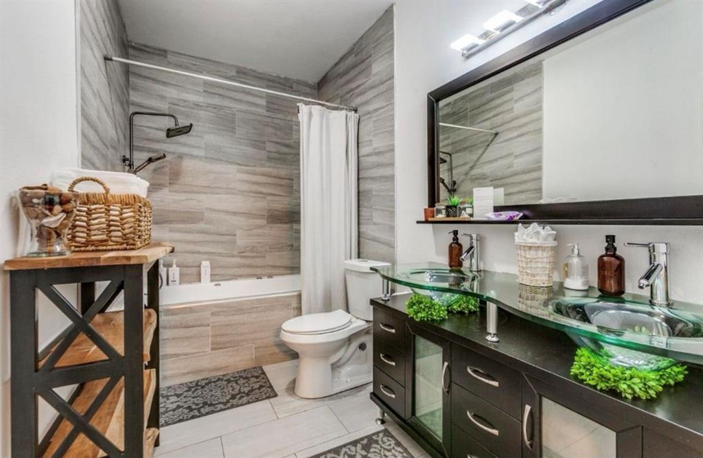 Lakeside Condos - Residential Lease