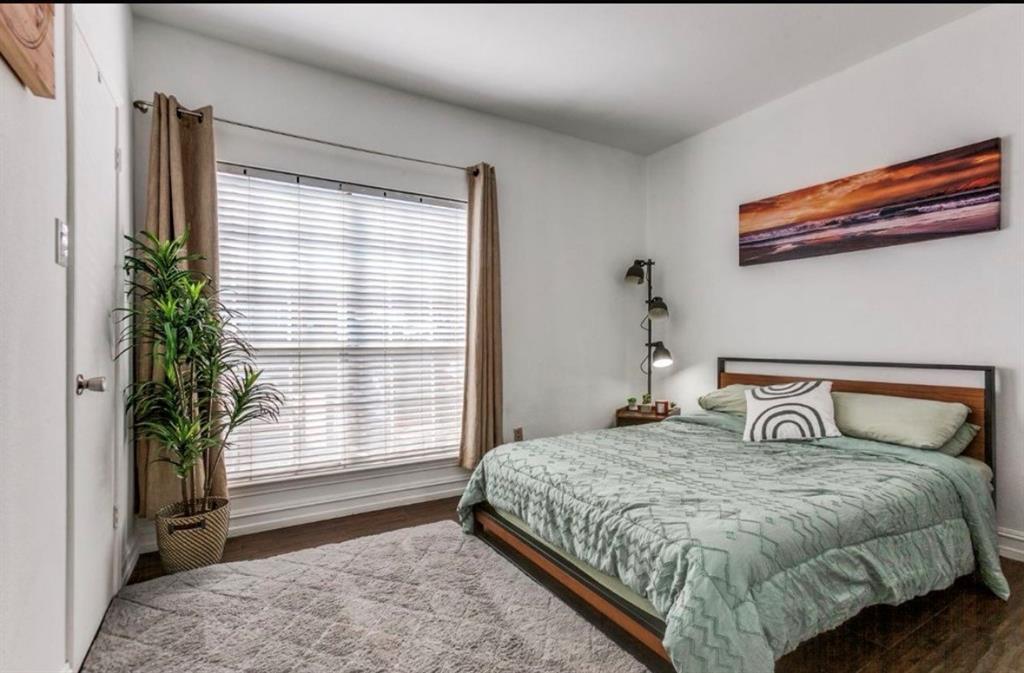 Lakeside Condos - Residential Lease