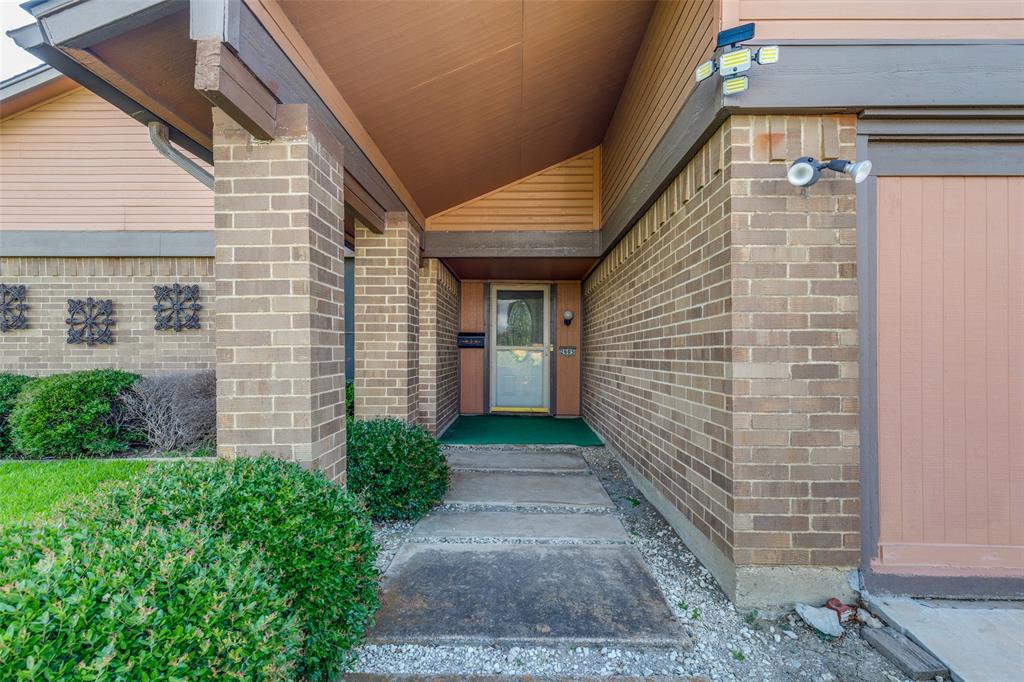 2605 Elk Grove Road