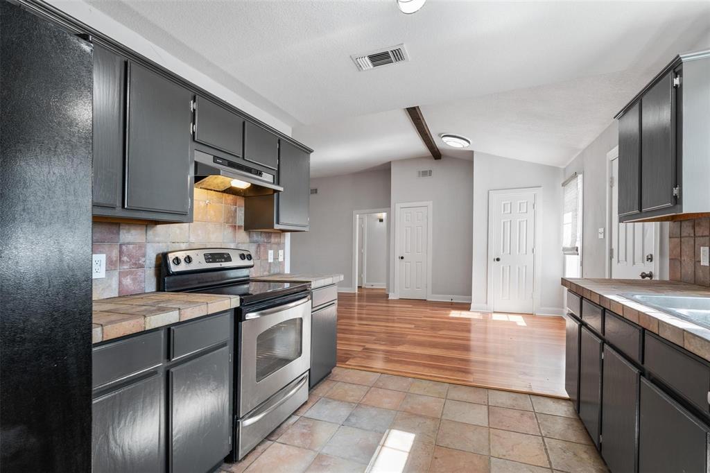 Paradise Bay - Residential Lease