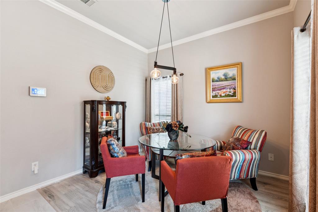 1405 Live Oak Lane
