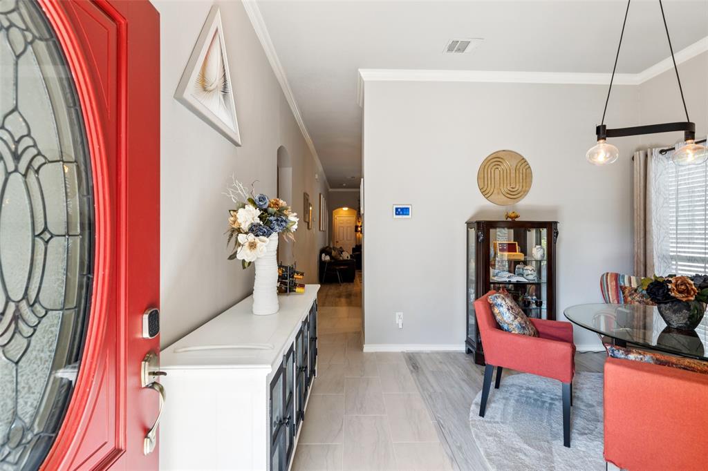 1405 Live Oak Lane