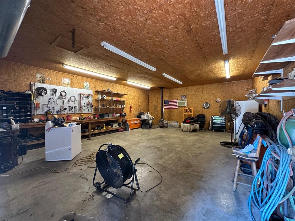 Caddo Lakes Estate - Residential