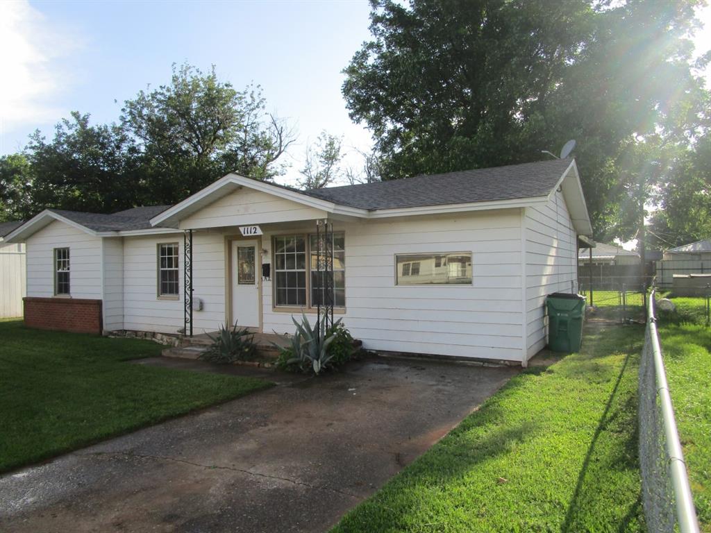 1112 Bishop Road
