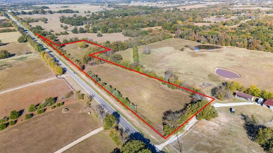 This is the perfect building site for that New Home!  Trees around boundary for privacy and also scattered throughout.  Two ponds. Road frontage on Hwy 154.  Conveniently located to Cooper and Cooper Lake, Sulphur Springs, Paris and East Texas A&M Commerce.