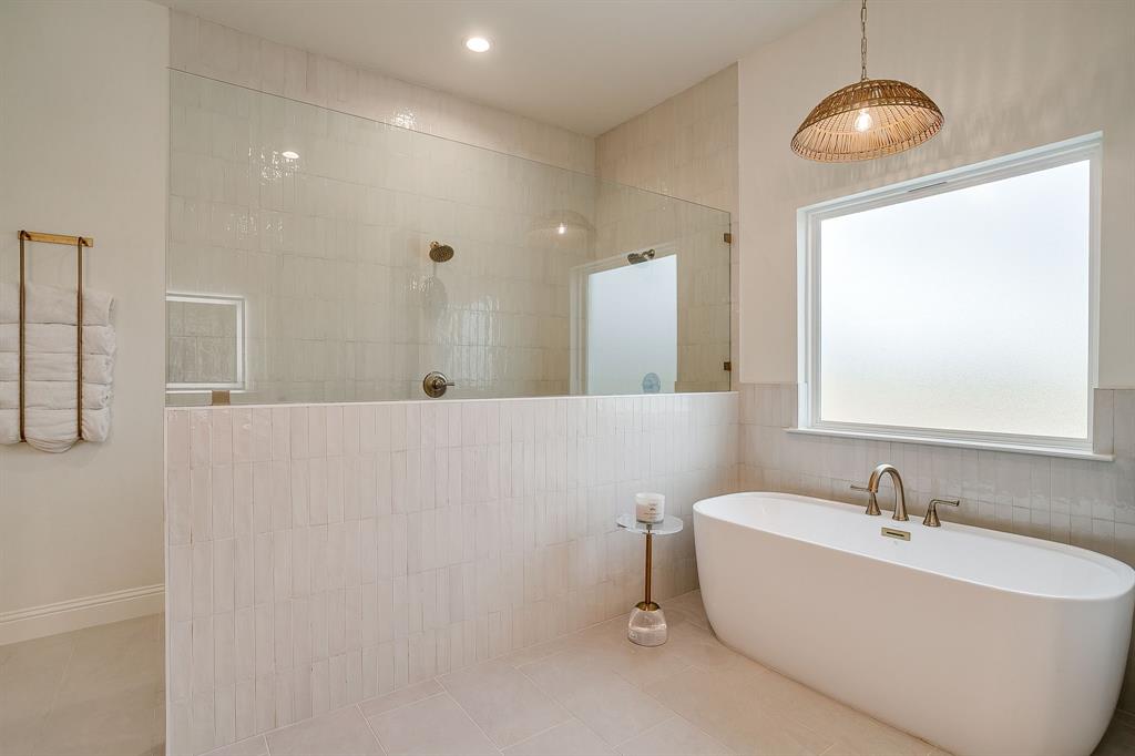 Bella Flora - Residential