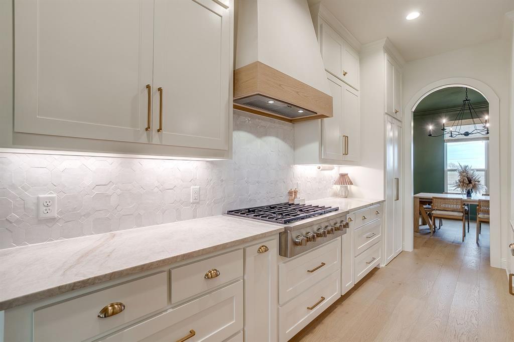 Bella Flora - Residential