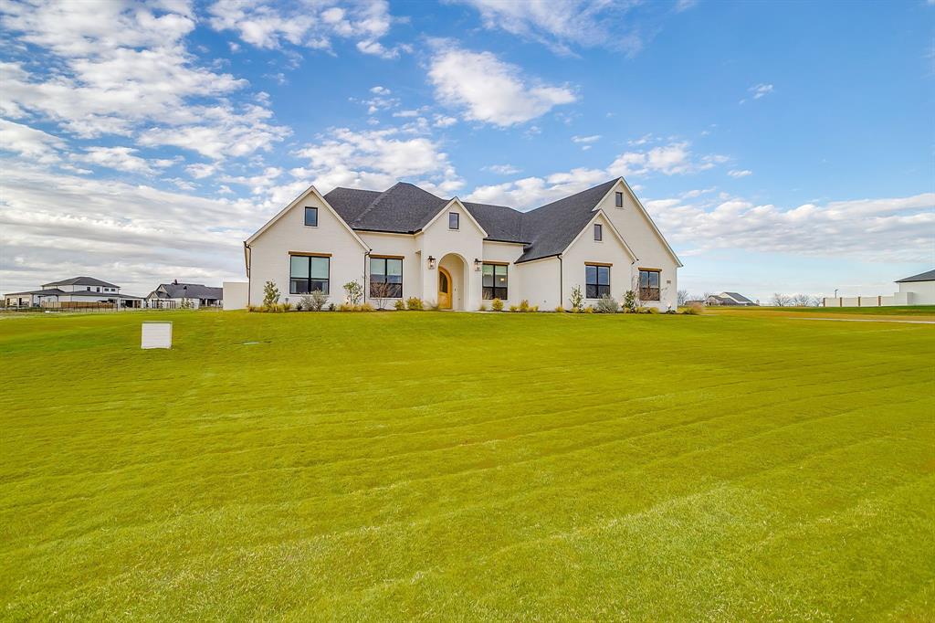 Bella Flora - Residential