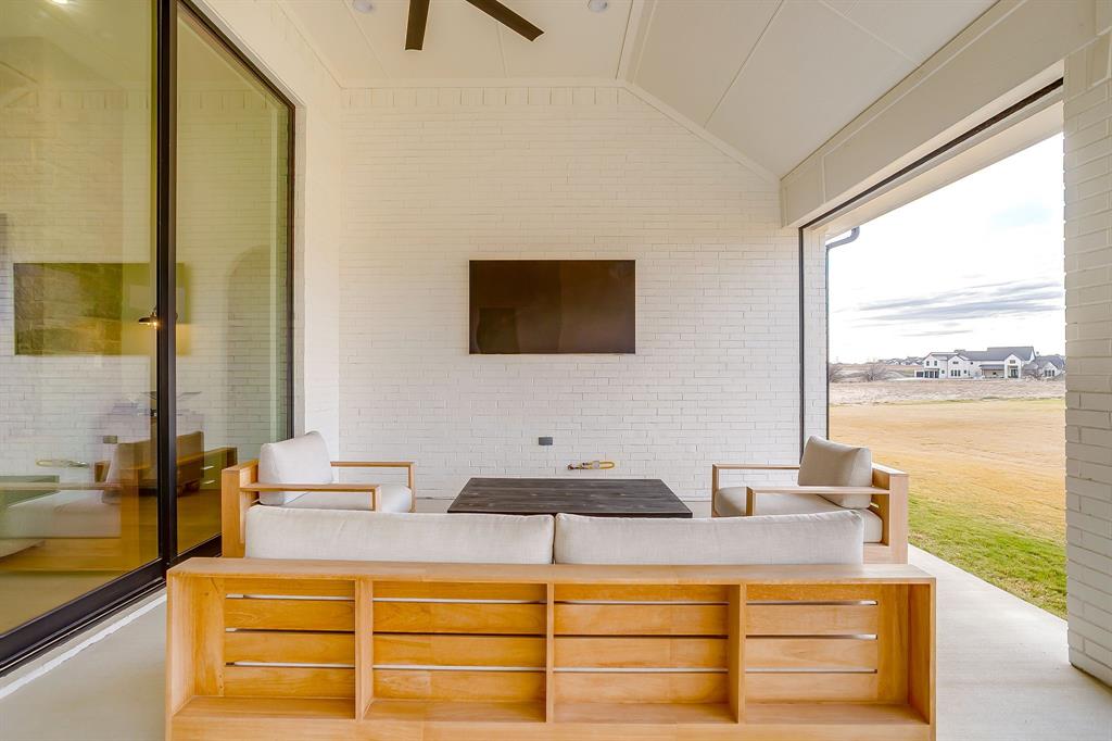 Bella Flora - Residential