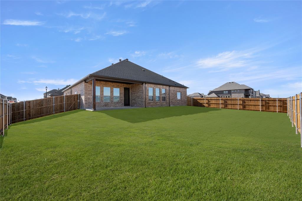 1002 Emerald Trace Drive